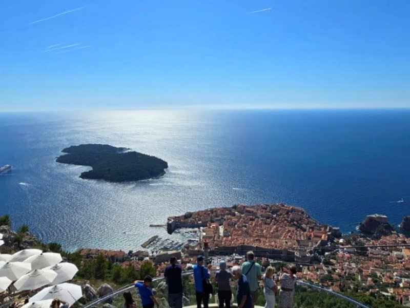 Dubrovnik Scenic Tour – Breathtaking Views & Dalmatian Lunch/Dinner in 5 Hours