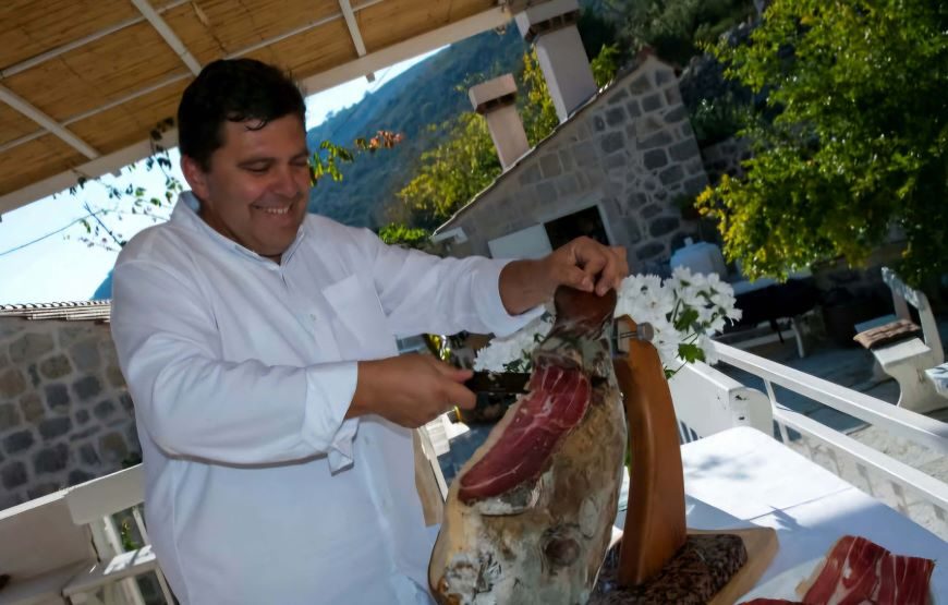 Dubrovnik Scenic Tour – Breathtaking Views & Dalmatian Lunch in 5 Hours