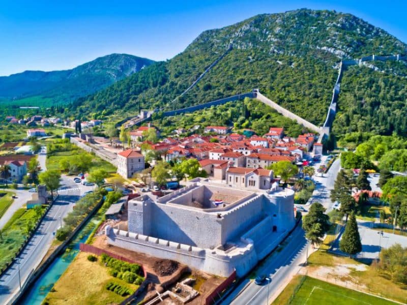 Ston Tour – Walls, Saltworks, Wine & Seafood in 1 Perfect Day