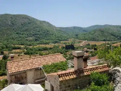 Ljubač Village – Traditional Stone Houses in the Dubrovnik Countryside